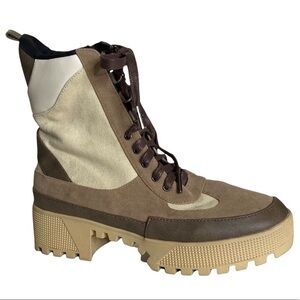 Cape Robbin Commander Canvas Combat Boots. Size 9M